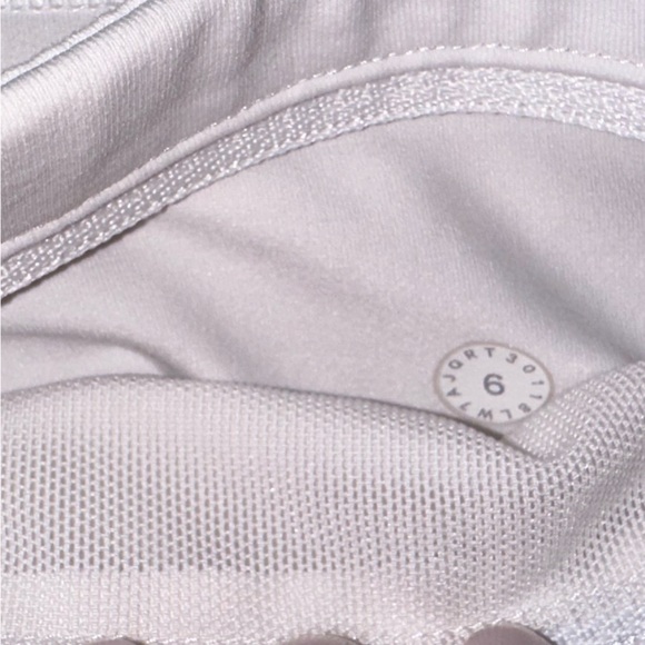 Lululemon shorts - Picture 3 of 3